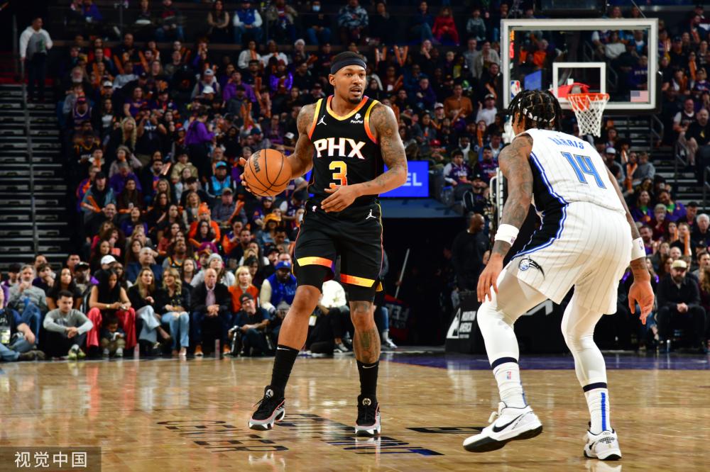 巨大的财务 巨大的财务